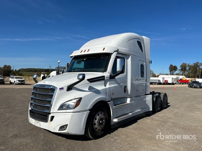 2022 Freightliner Cascadia 126 6x4 T/A Sleeper Truck Tractor