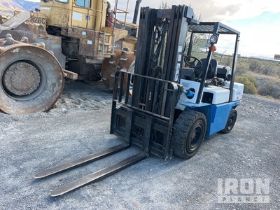 2000 Nissan BGF03H45V Forklift