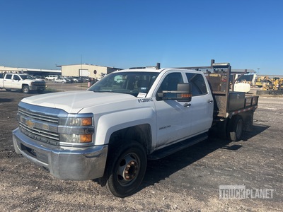 2015 Chevrolet 3500 4x2 Flatbed Truck