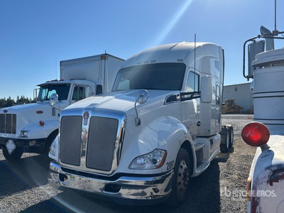 2015 Kenworth T680 6x4 Cabeza Tractora Cabina Dormitorio (Inoperable)