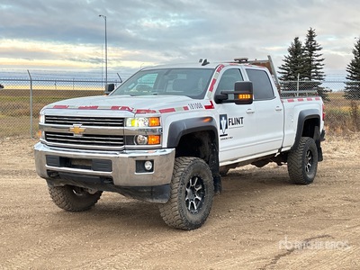 2018 Chevrolet Silverado 2500 HD LT 4x4 Crew Cab Pickup
