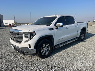 2023 GMC Sierra 1500 4x4 Crew Cab Pickup