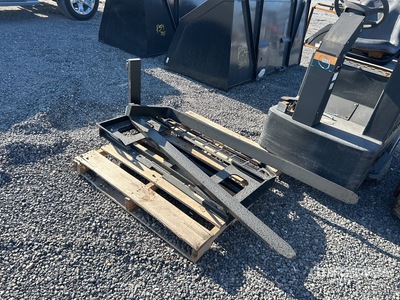 2025 GIYI GYD-CYHC 60 in Skid Steer Forks (Unused)