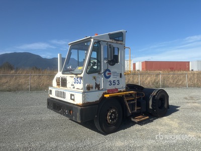 2014 Ottawa CYT 50 4x2 Spotter Truck