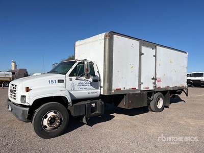 1999 GMC C6500 4x2 Van Truck