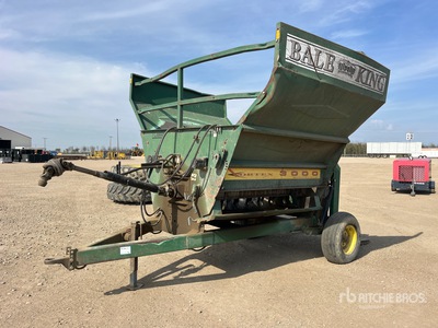Bale King Vortex 3000 6 ft 8 in Tow-Behind Bale Processor