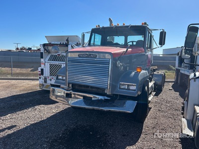 1992 Freightliner FLC 112 6x4 Roll-Off Truck (Inoperable)