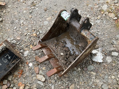 Cat 432-5173 15 in Digging Excavator Bucket - Fits Cat 300.9D & Other Cat Mini Excavators