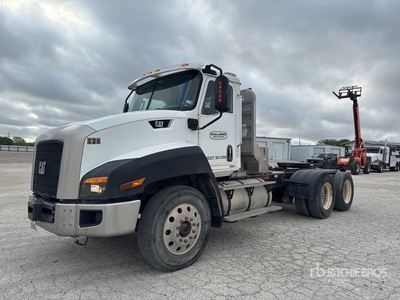 2013 Cat CT660 6x4 Day Cab Prime Mover