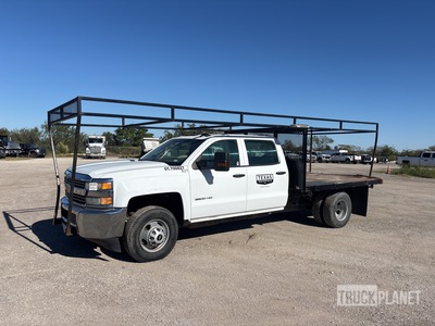2016 Chevrolet 3500 4x2 Crew Cab Flatbed Truck