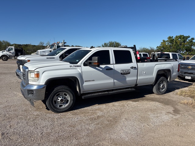 2017 GMC 2500 HD 4x2 Crew Cab Pickup (Inoperable) 2017 GMC 2500 HD 4x2 Crew Cab Pickup (Inoperable)
