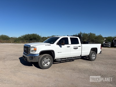 2018 GMC Sierra 2500HD 4x2 Crew Cab Pickup