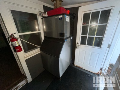 Manitowoc B570 Ice maker
