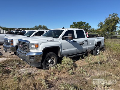 2018 GMC 2500 HD 4x2 Crew Cab Pick Up (Inoperable)