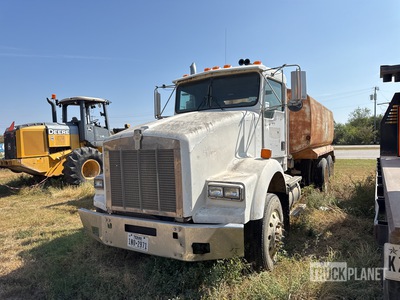 2000 Kenworth T800 6x4 Wassertank-Lkw (Inoperable)