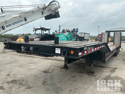 2005 Trailboss 46 ft Tri/A Equipment Trailer