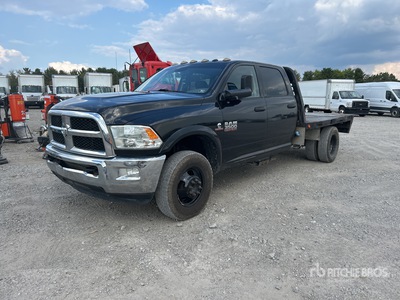 2017 Ram 3500 4x4 Crew Cab Flatbed Truck