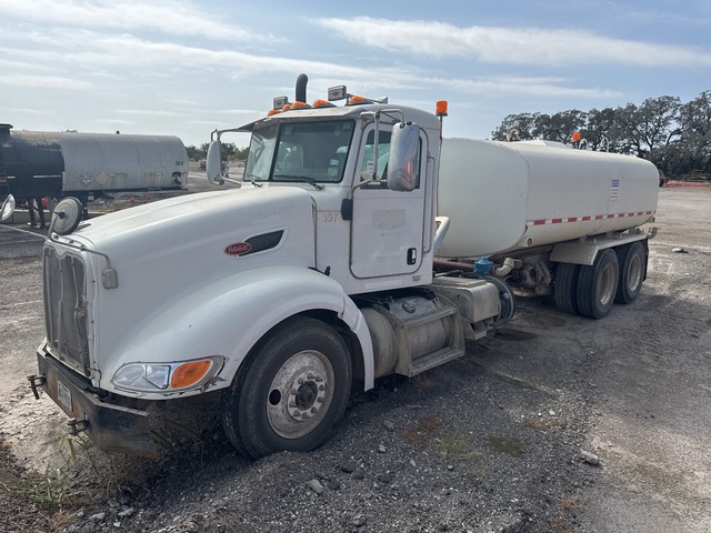 2011 Peterbilt 386 6x4 Water Truck