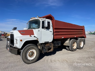 1980 Mack 6x4 Camion à benne tandem