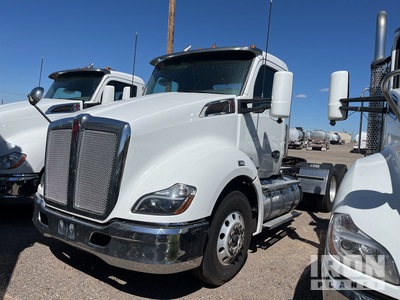 2018 Kenworth T680 6x4 3-Achs Sattelzugmaschine