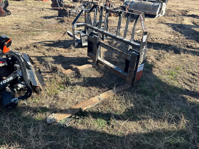 Kubota PFL4648 48 in Skid Steer Forks