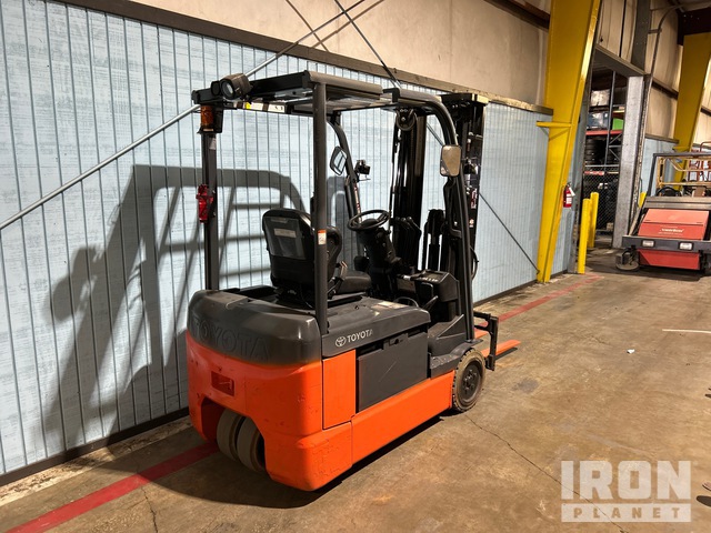 MONTACARGAS ELéCTRICO TOYOTA 8FBE20U