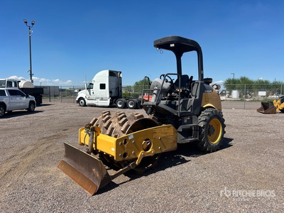 2015 Volvo SD45 Padfoot Drum Compactor