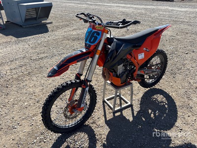 2016 KTM 450SXF Motocross Bike