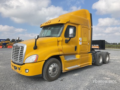 2016 Freightliner Cascadia 125 6x4 Tractocamion con Dormitorio / T/A Sleeper Truck Tractor