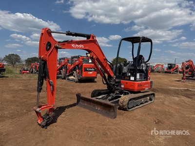 2022 Kubota KX033-4R1A حفارة صغيرة