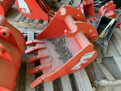 Kubota BT4555 24 in Q/C Digging Backhoe Rear Bucket (Unused)