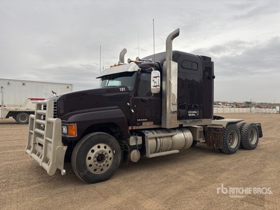 2018 Mack 600 6x4 Cabeza Tractora Cabina Dormitorio
