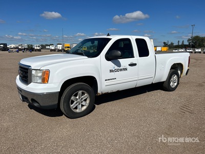 2011 GMC Sierra 1500 4x2 Extended Cab Pickup