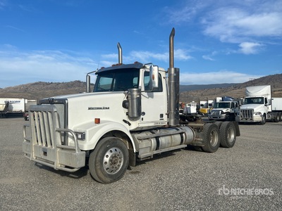 2017 Western Star 4900FA 6x4 T/A Day Cab Truck Tractor