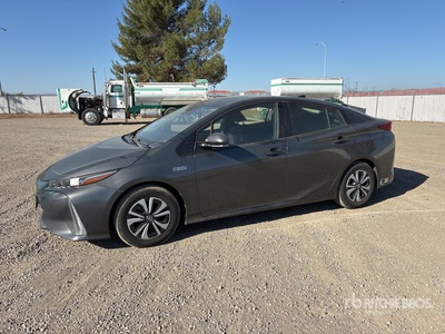 2017 Toyota Prius Hybrid Plug-In Hybrid Personenkraftwagen