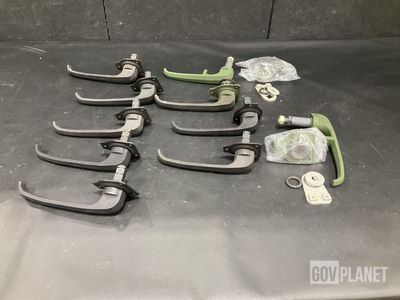 (10) Vehicular Door Handles