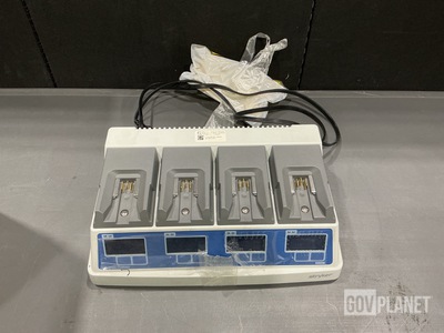 Stryker 7110-120-000 Universal Battery Charger