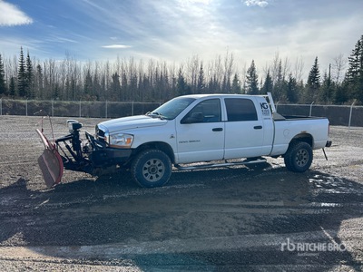 2006 Dodge Ram 3500 4x4 Crew Cab 6ft4in box شاحنة كشط الثلج