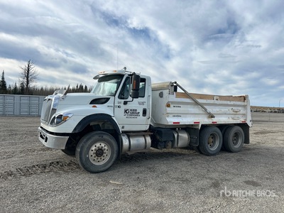 2013 International WorkStar 7600 6x4 T/A Dump Truck