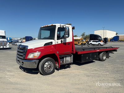 2014 Hino 258 4x2 Rollback Truck