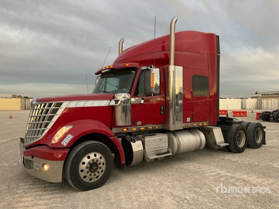 2016 International LoneStar 6x4 3- Achs Sattelzugmaschine mit Schlafkabine