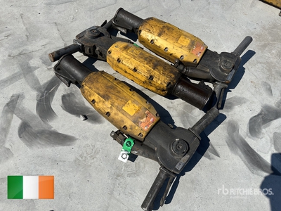 Quantity of (3) Atlas Copco TEX230 Pneumatic Demolition Breaker