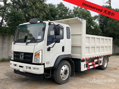 2023 XCMG XGA1101BEVXAX 4x2 Electric Flatbed Truck