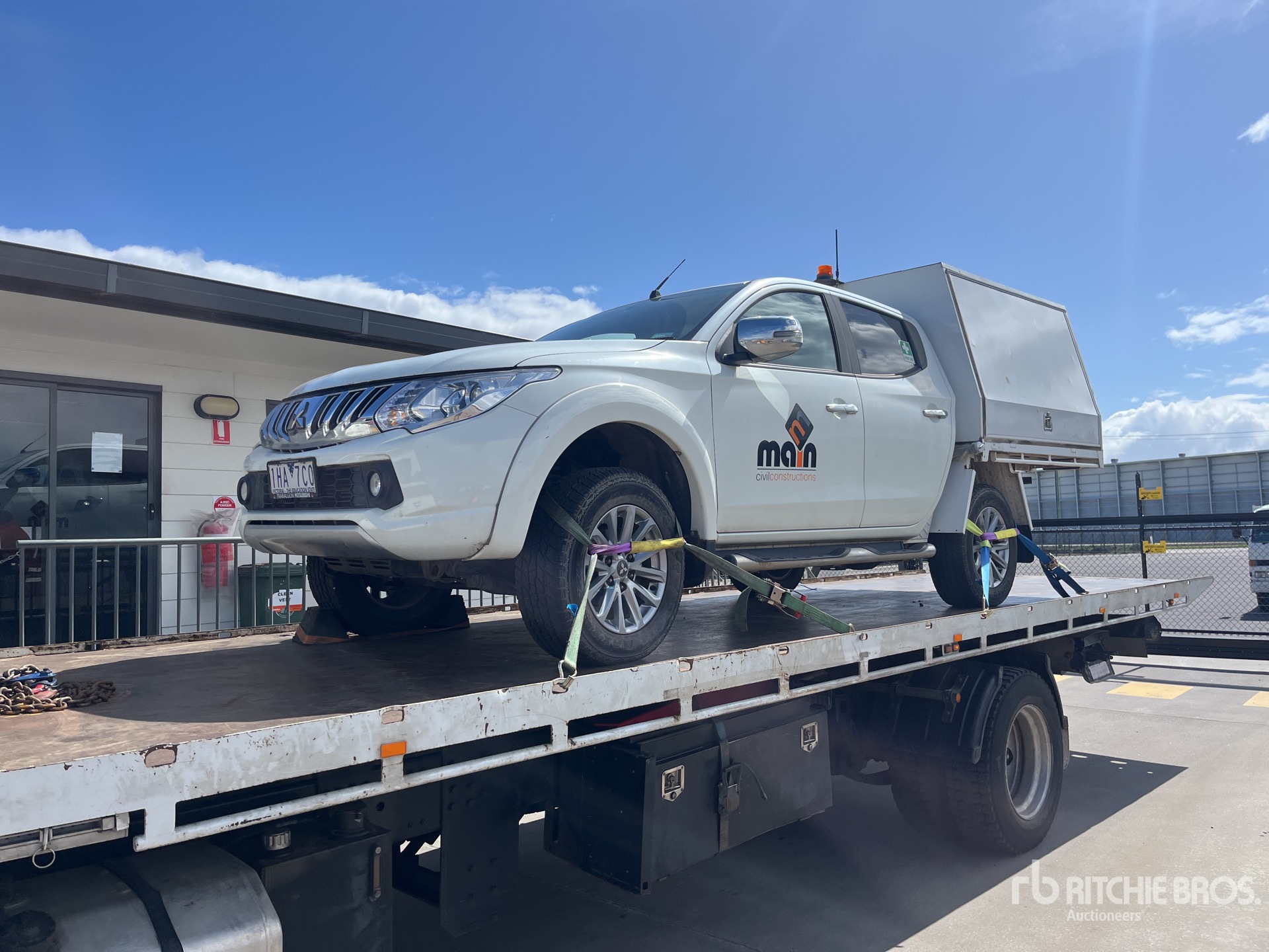 2016 Mitsubishi Triton Pickup