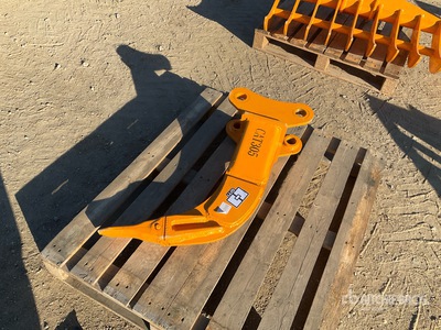 2025 GIYI 27 in CAT Excavator Ripper (Unused)