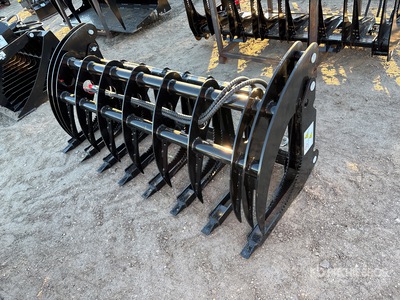 2025 GIYI GYCLG72C 71 in Skid Steer Root Rake (Unused)