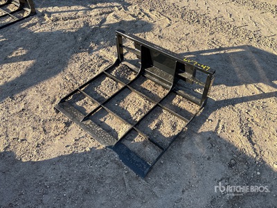 2025 GIYI GY-PDQ 38 in Mini Skid Steer Landplane (Unused)