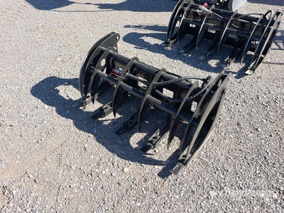 2025 GIYI GY-MCLG60 42 in Mini Log Skid Steer Grapple (Unused)