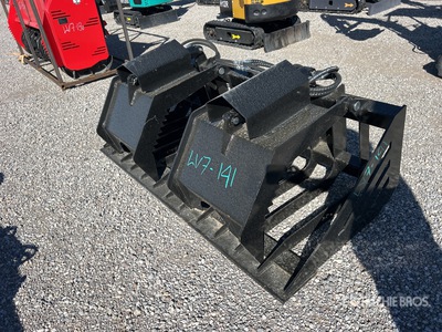 2025 GIYI GY-HWG72C 72 in Skeleton Skid Steer Grapple (Unused)