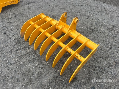 2025 GIYI 44 in Excavator Rake - Fits Cat 305 (Unused)